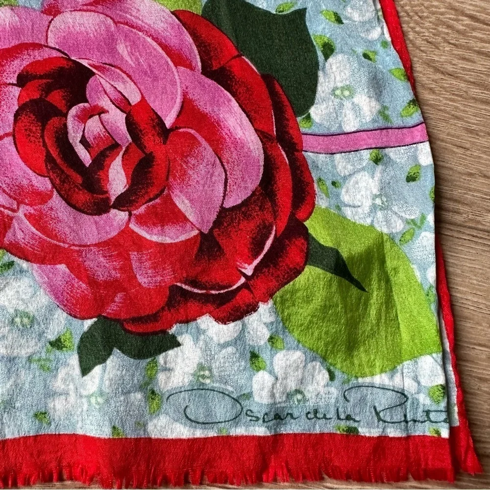 Oscar de la Renta silk oscar